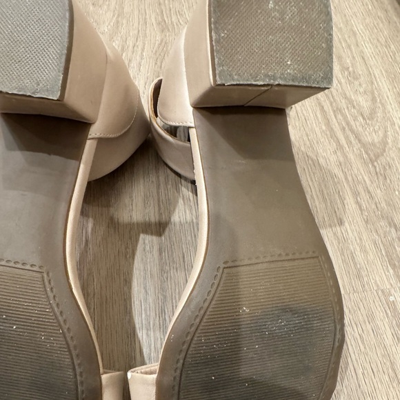 Rampage Tan Heels - Picture 9 of 11